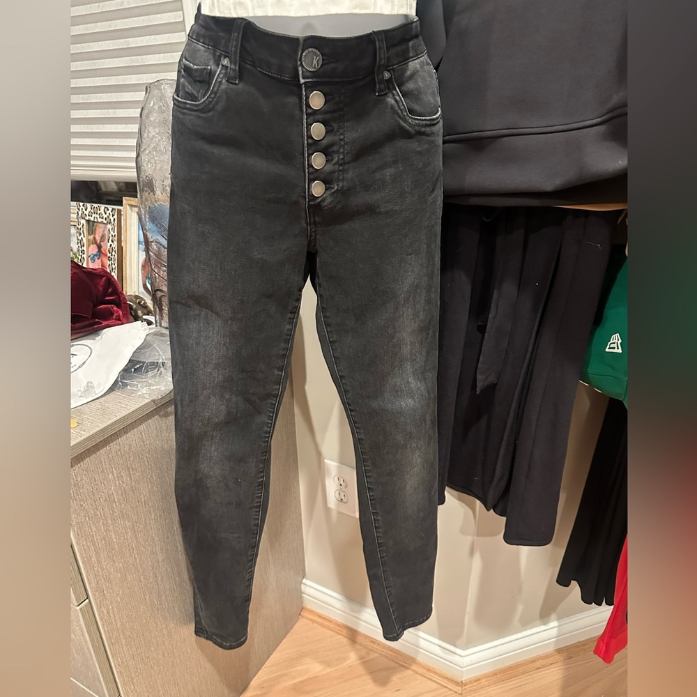 KUT sz 4 black denim’ button fly skinny ankle